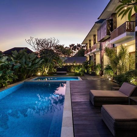 Cove Tevana Seminyak Exterior foto